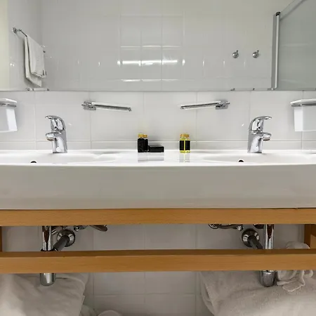 ホテル ベスト バルティック 4*